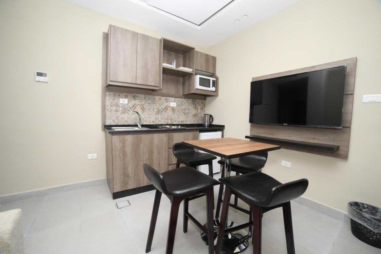 فندق صحارى الخليج Sahara Gulf Hotel Apartments 安曼 外观 照片