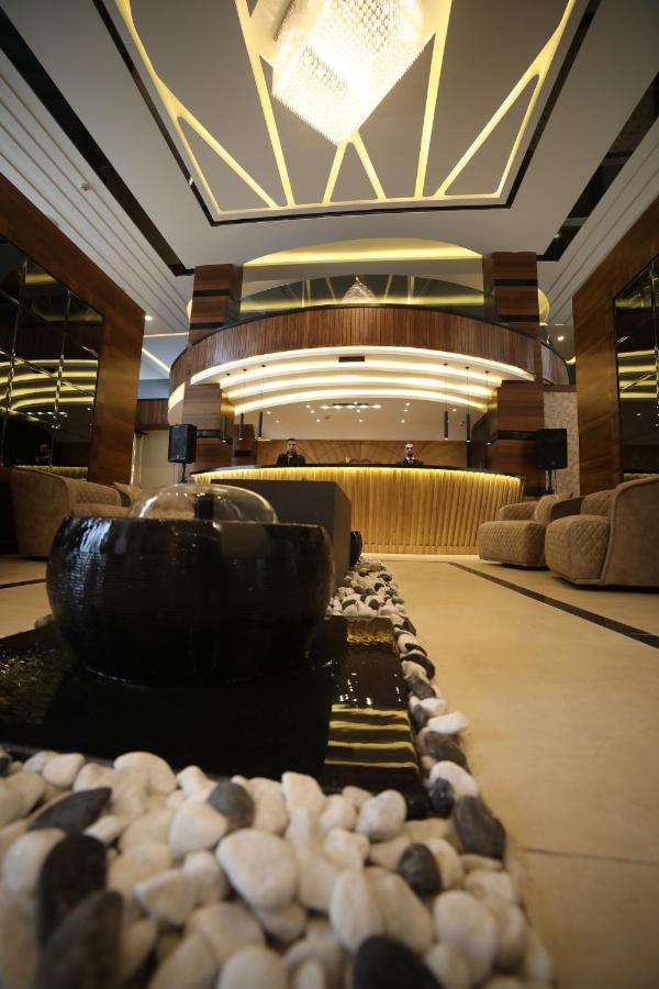 فندق صحارى الخليج Sahara Gulf Hotel Apartments 安曼 外观 照片