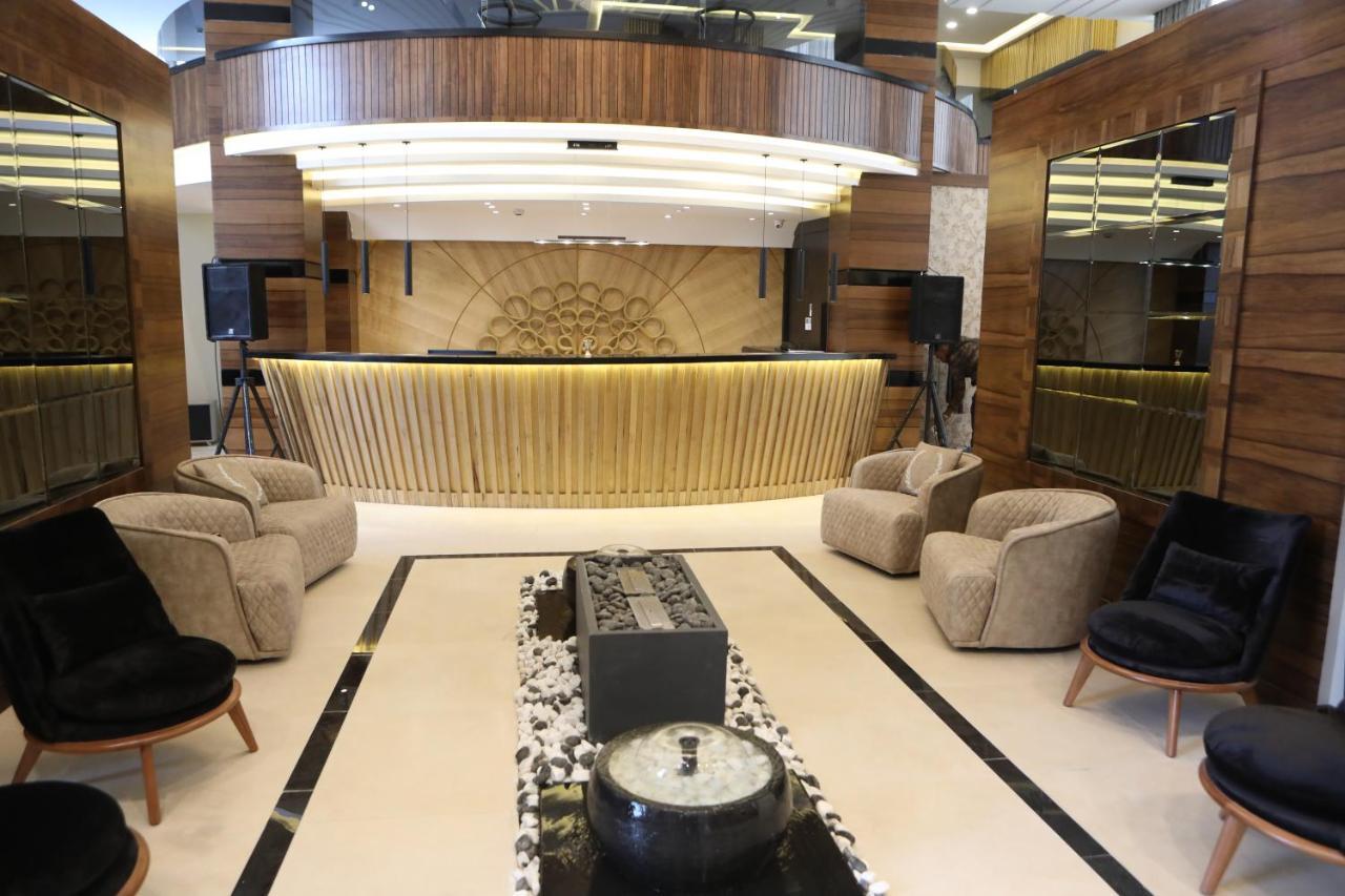 فندق صحارى الخليج Sahara Gulf Hotel Apartments 安曼 外观 照片