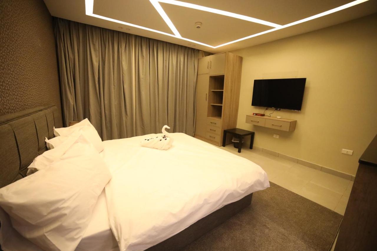 فندق صحارى الخليج Sahara Gulf Hotel Apartments 安曼 外观 照片