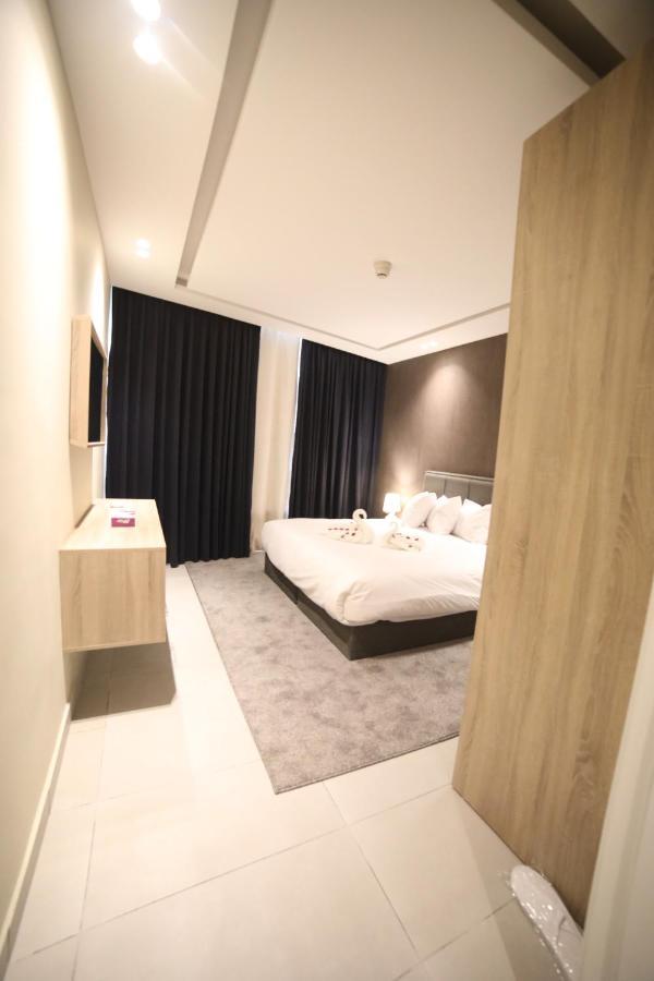 فندق صحارى الخليج Sahara Gulf Hotel Apartments 安曼 外观 照片