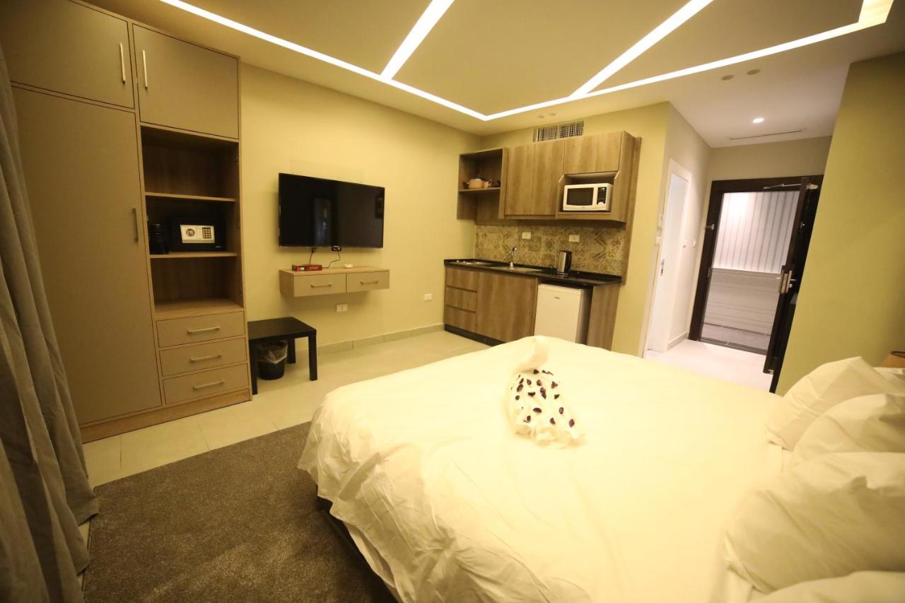 فندق صحارى الخليج Sahara Gulf Hotel Apartments 安曼 外观 照片